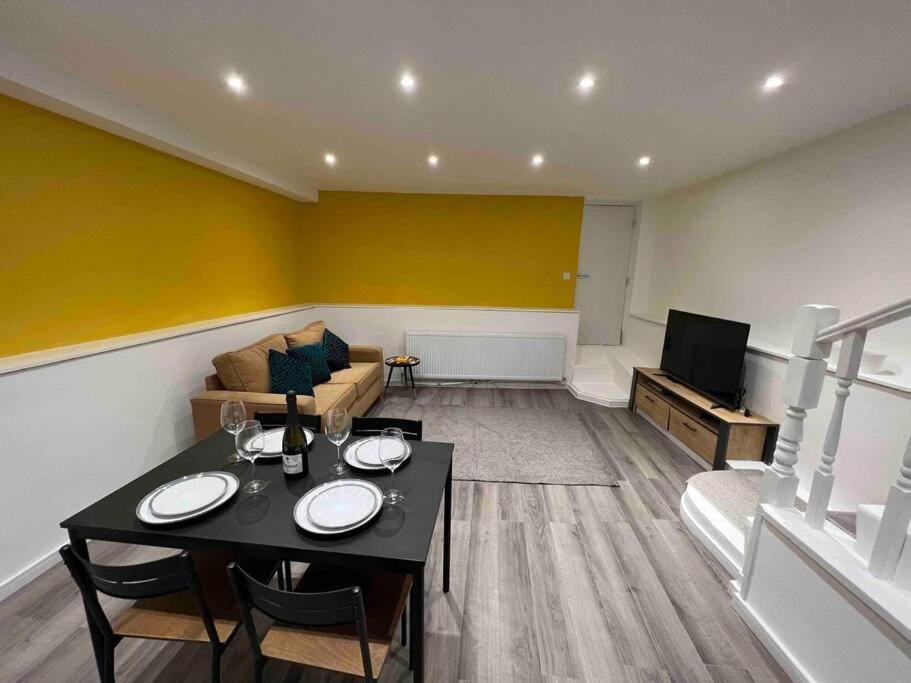 Stunning 3Br Maisonette In Brixton Лондон Екстериор снимка