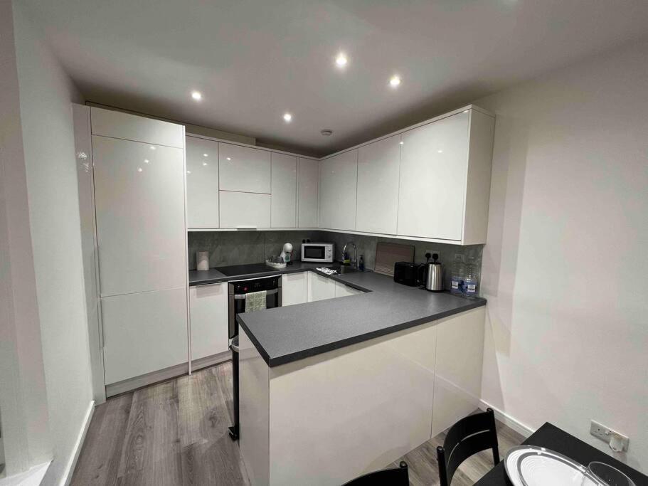 Stunning 3Br Maisonette In Brixton Лондон Екстериор снимка