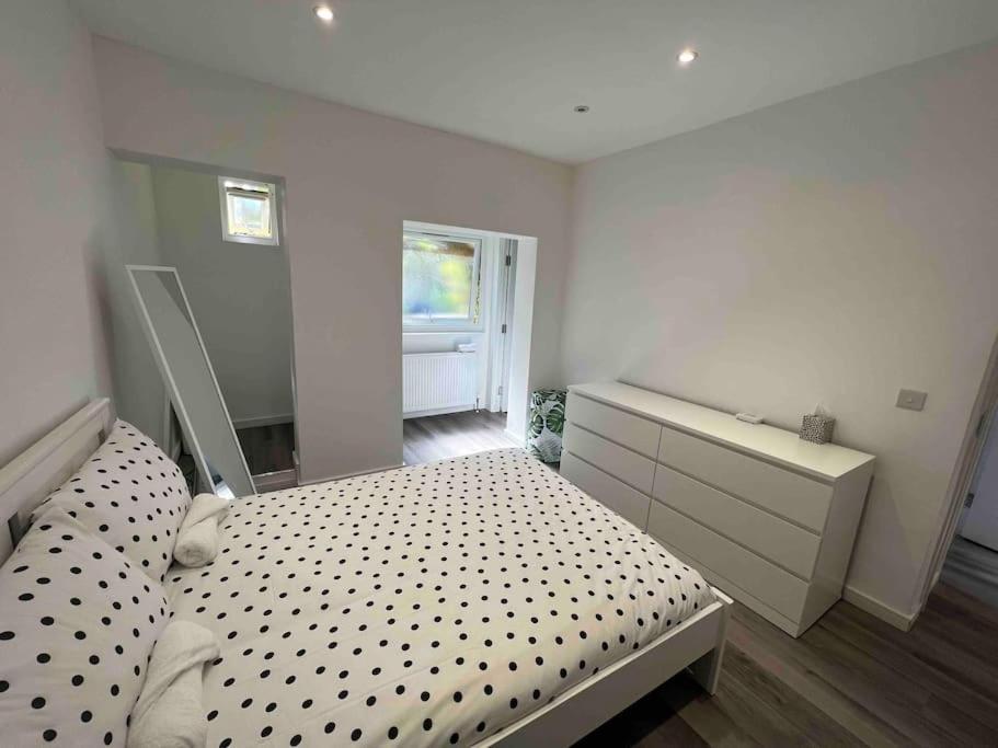 Stunning 3Br Maisonette In Brixton Лондон Екстериор снимка