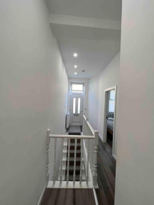 Stunning 3Br Maisonette In Brixton Лондон Екстериор снимка