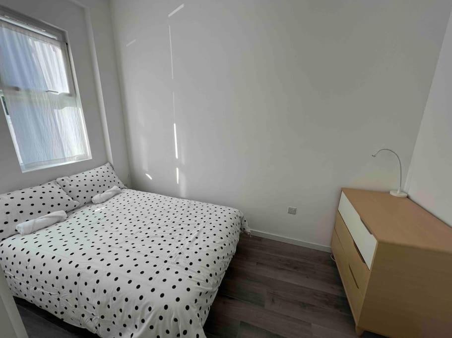 Stunning 3Br Maisonette In Brixton Лондон Екстериор снимка